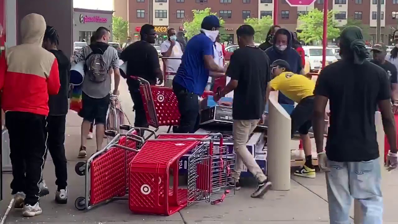 4F7F669D-22B7-486F-A661-76F00E485B9B